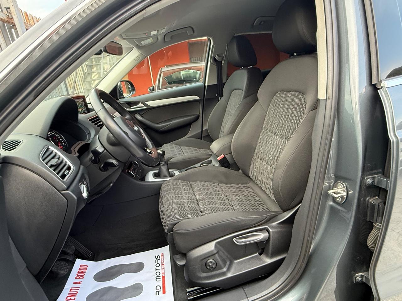 Audi Q3 2.0 TDI 150 CV Sport FULL