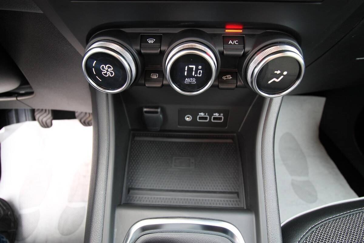 Renault Captur TCe 90 CV Techno | 22000KM|2024