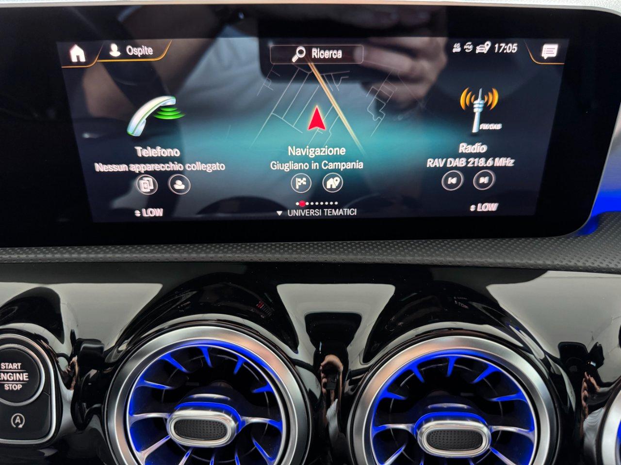 Mercedes CLA Shooting Brake 180 d Premium auto Night Led Full