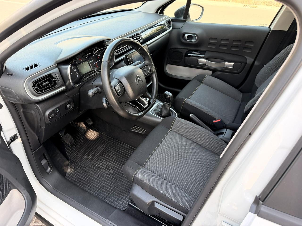 Citroen C3 PureTech 83 S&S Shine