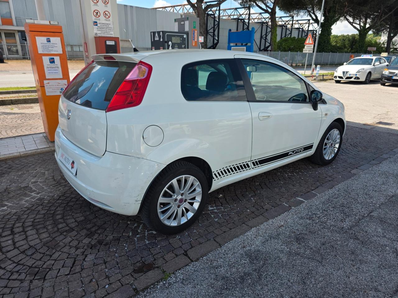 Fiat Grande Punto Grande Punto 1.4 3 porte 4posti
