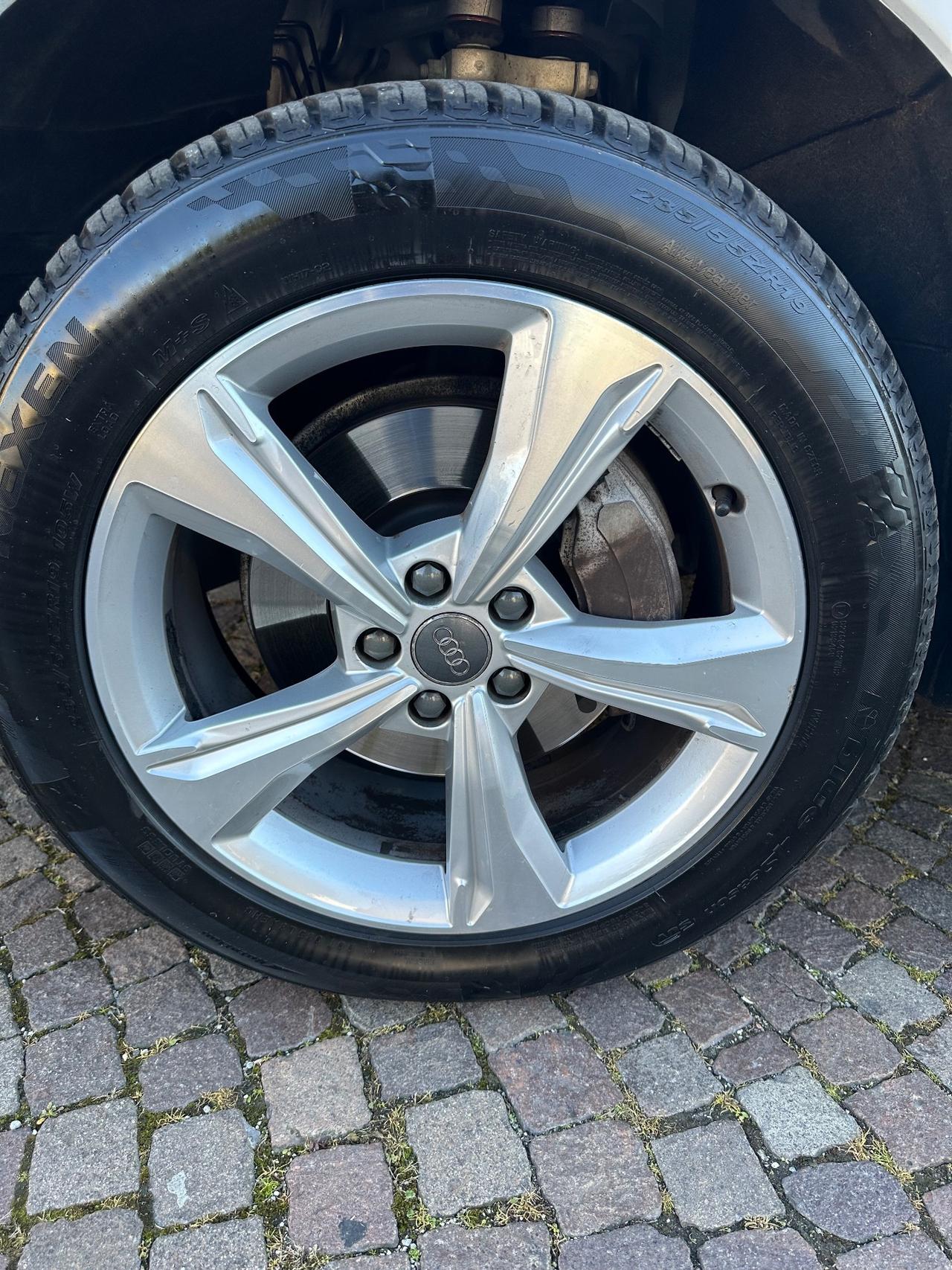 Audi Q5 2.0 TDI 190 CV quattro S tronic Business Sport