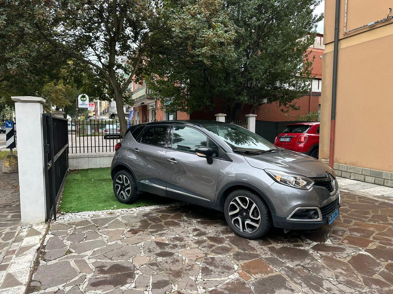 Renault Captur dCi 8V 90 CV OK NEOPATENTATI