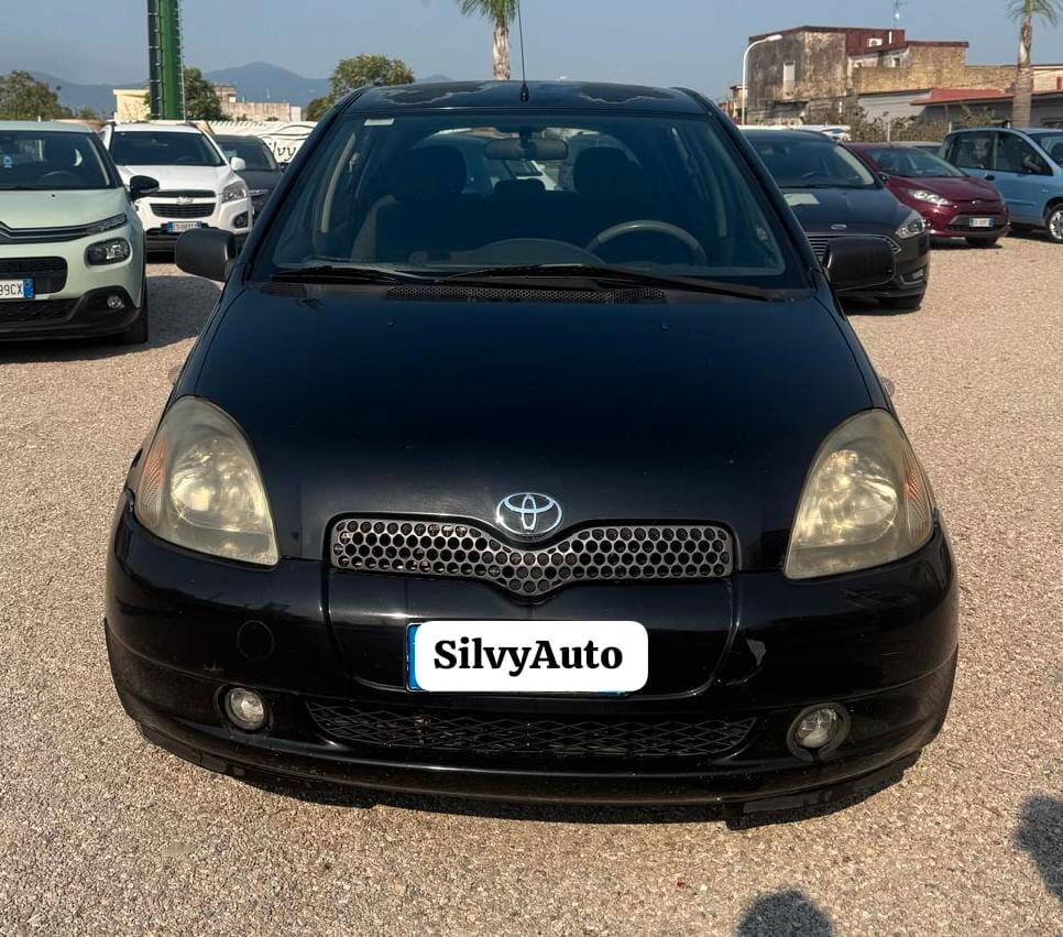 Toyota Yaris 1.3i 16V cat 5 porte Luna