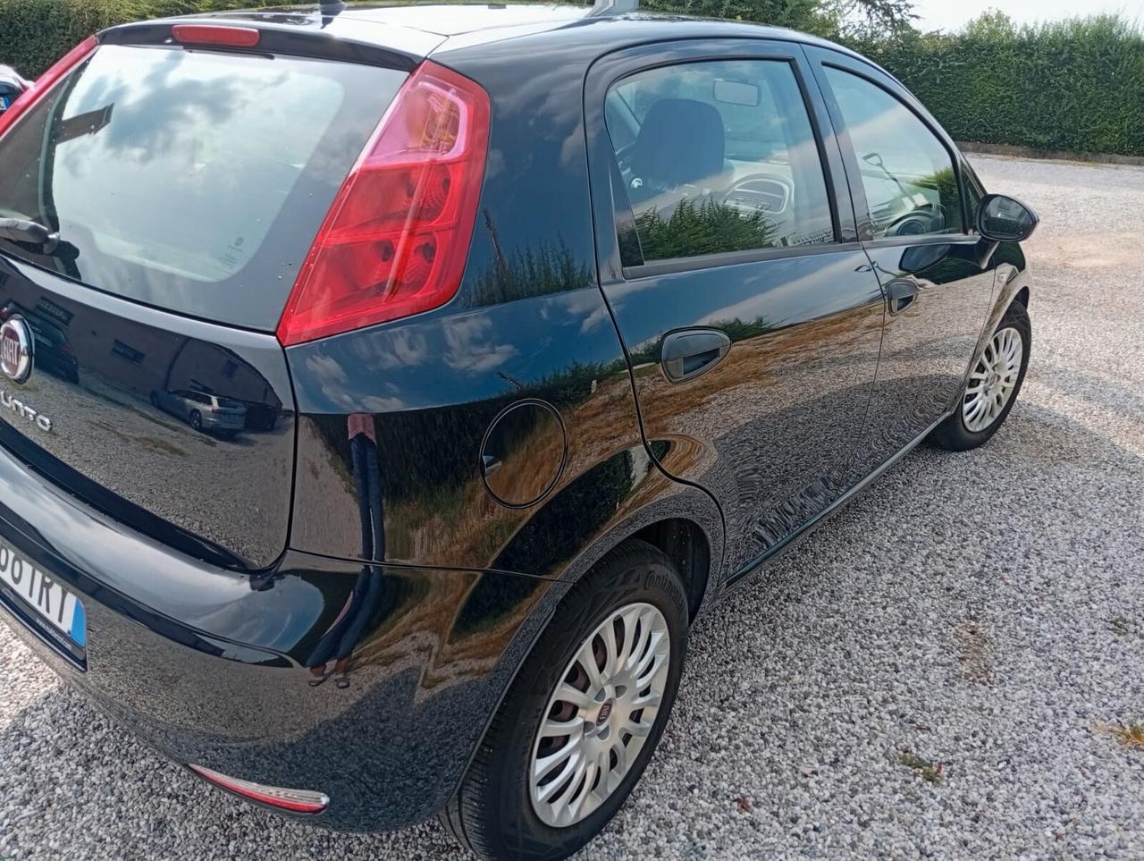 Fiat Punto 1.3 MJT II S&S 95 CV 5 porte Street