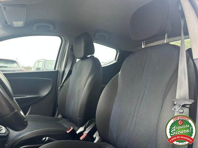 LANCIA Ypsilon 1.2 69 CV 5 porte Gold