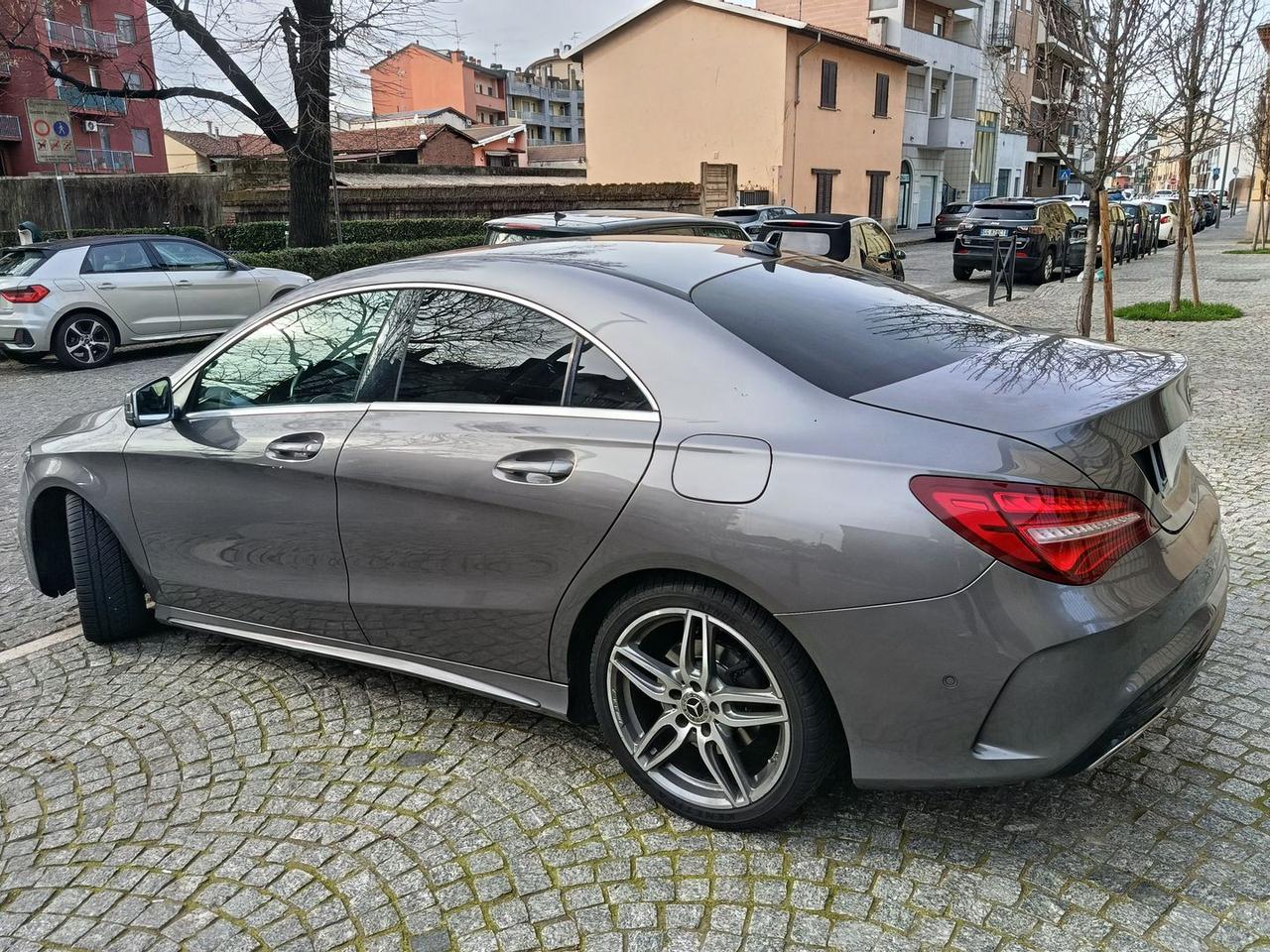 Mercedes-Benz CLA 200 Business Line CLA 200 #9325