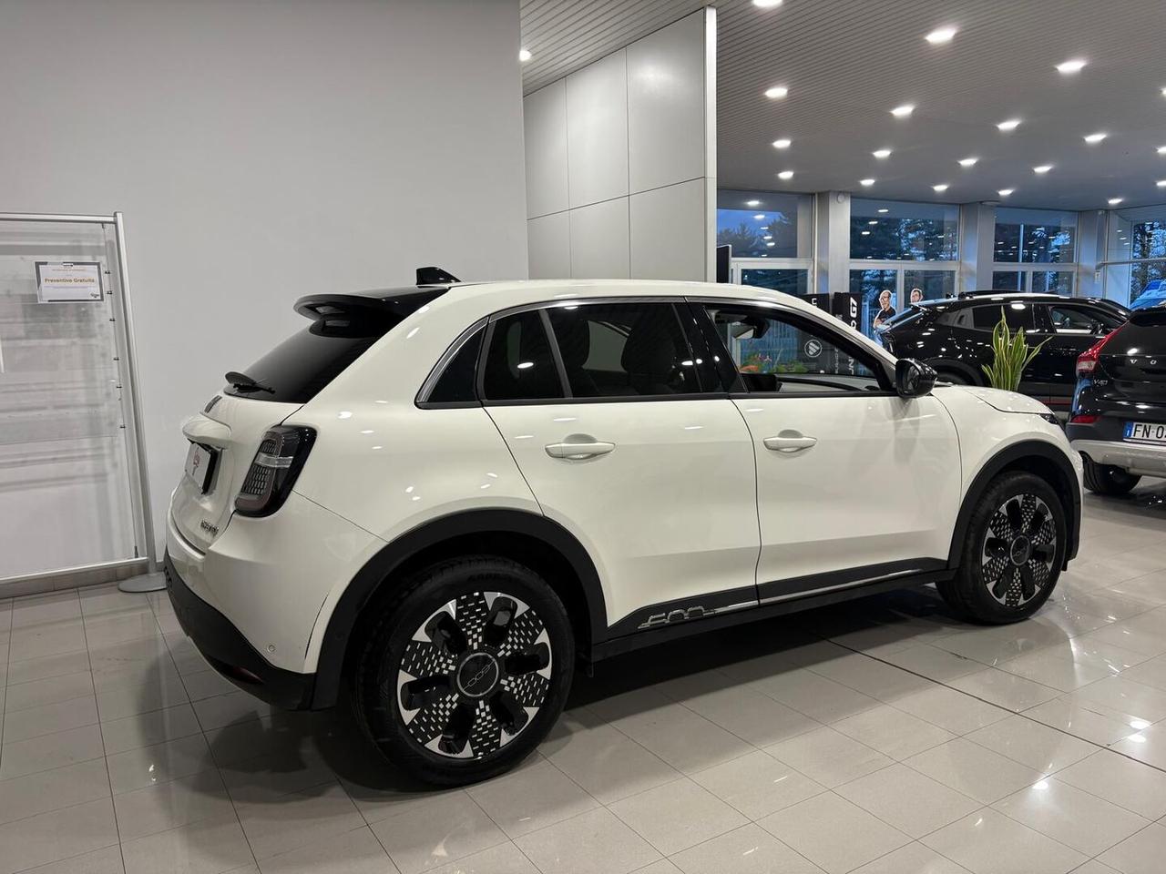 Fiat 600 1.2 hybrid La Prima 110cv auto