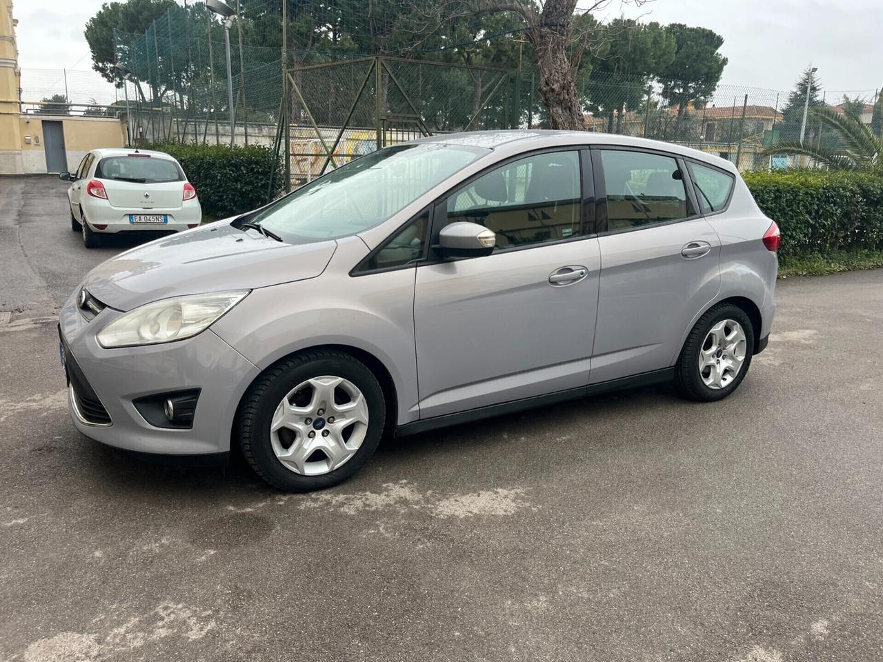 Ford C-Max 1.6 TDCi 95CV Titanium Garantita