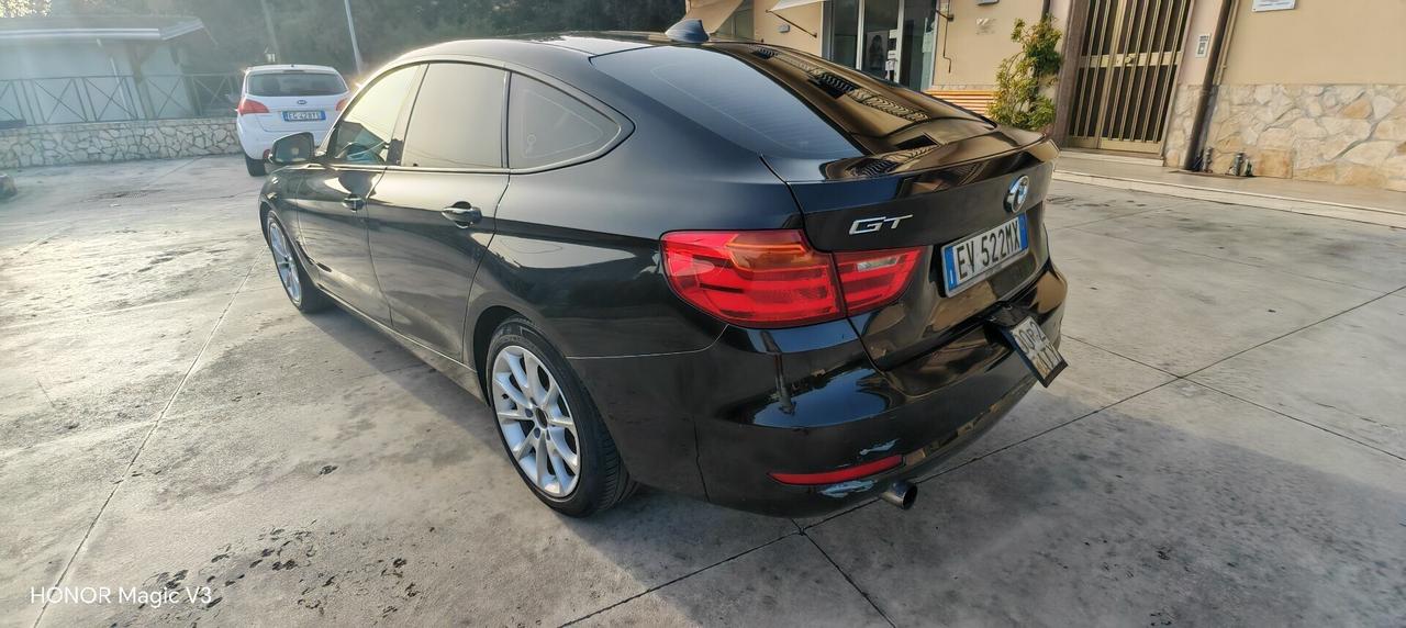 Bmw 3er Gran Turismo 320d PELLE NAVI LED XENON