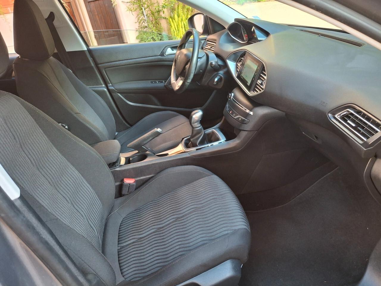 Peugeot 308-1.6 HDi 100 SW Business*SOLO 79000 KM.*