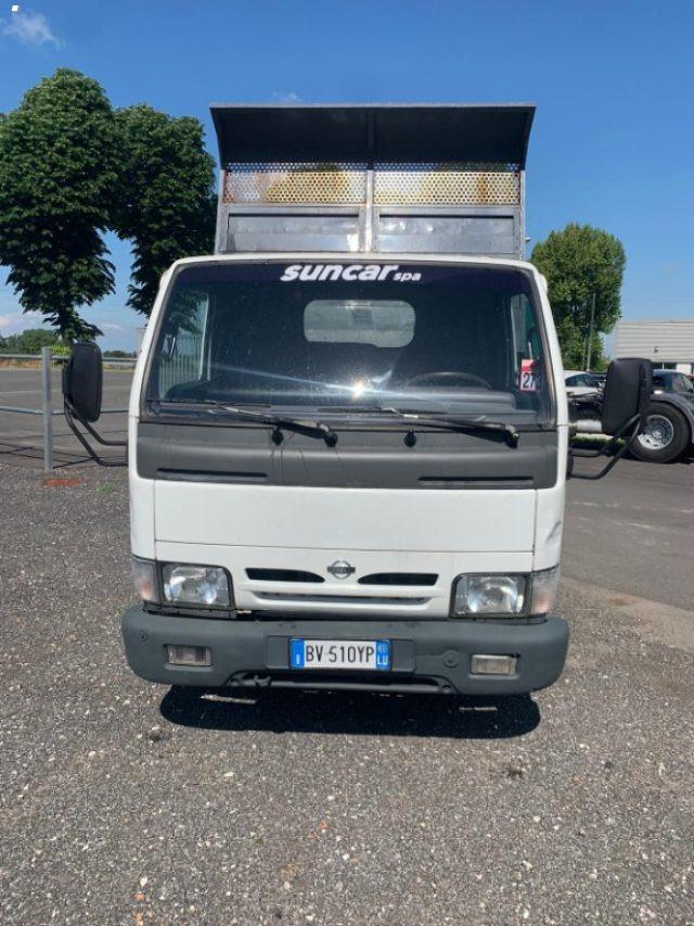 NISSAN Cabstar 120.35 3.0 Tdi PC-RG Cabinato L