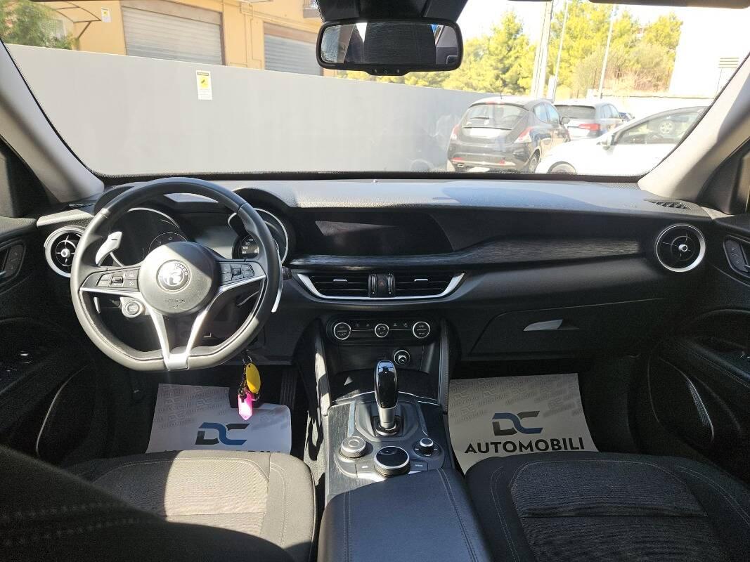 Alfa Romeo Stelvio 2.2 t Super rwd 160cv auto