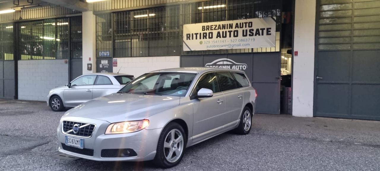 Volvo V70 D3 Geartronic Summum