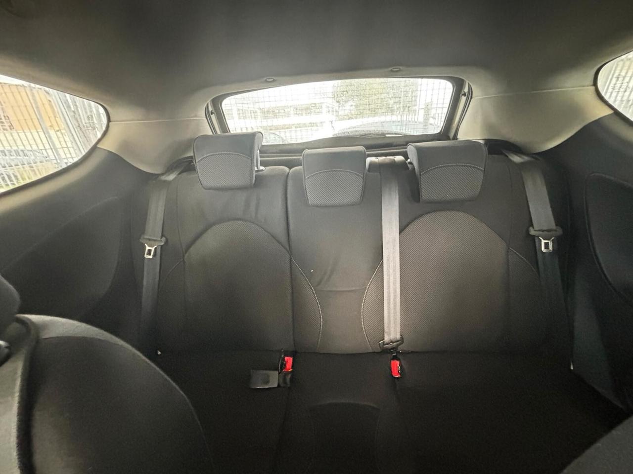 Alfa Romeo MiTo 1.3 JTDm 16V 90 CV Distinctive Sport Pack