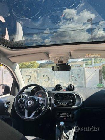 Smart Fortwo versione Passion 1.0 70CV 90.000km