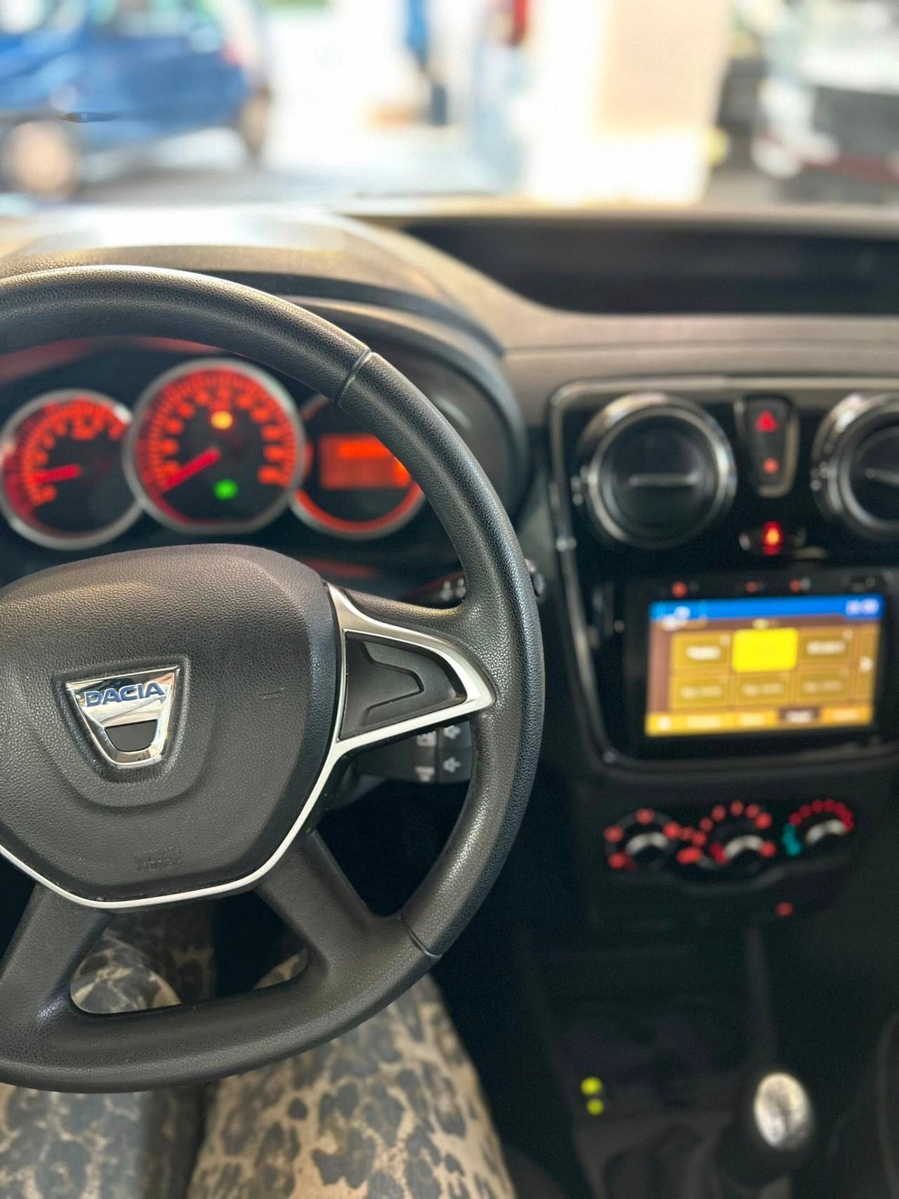 DACIA DOKKER 1.6 GPL -2018 (IN TRATTATIVA)