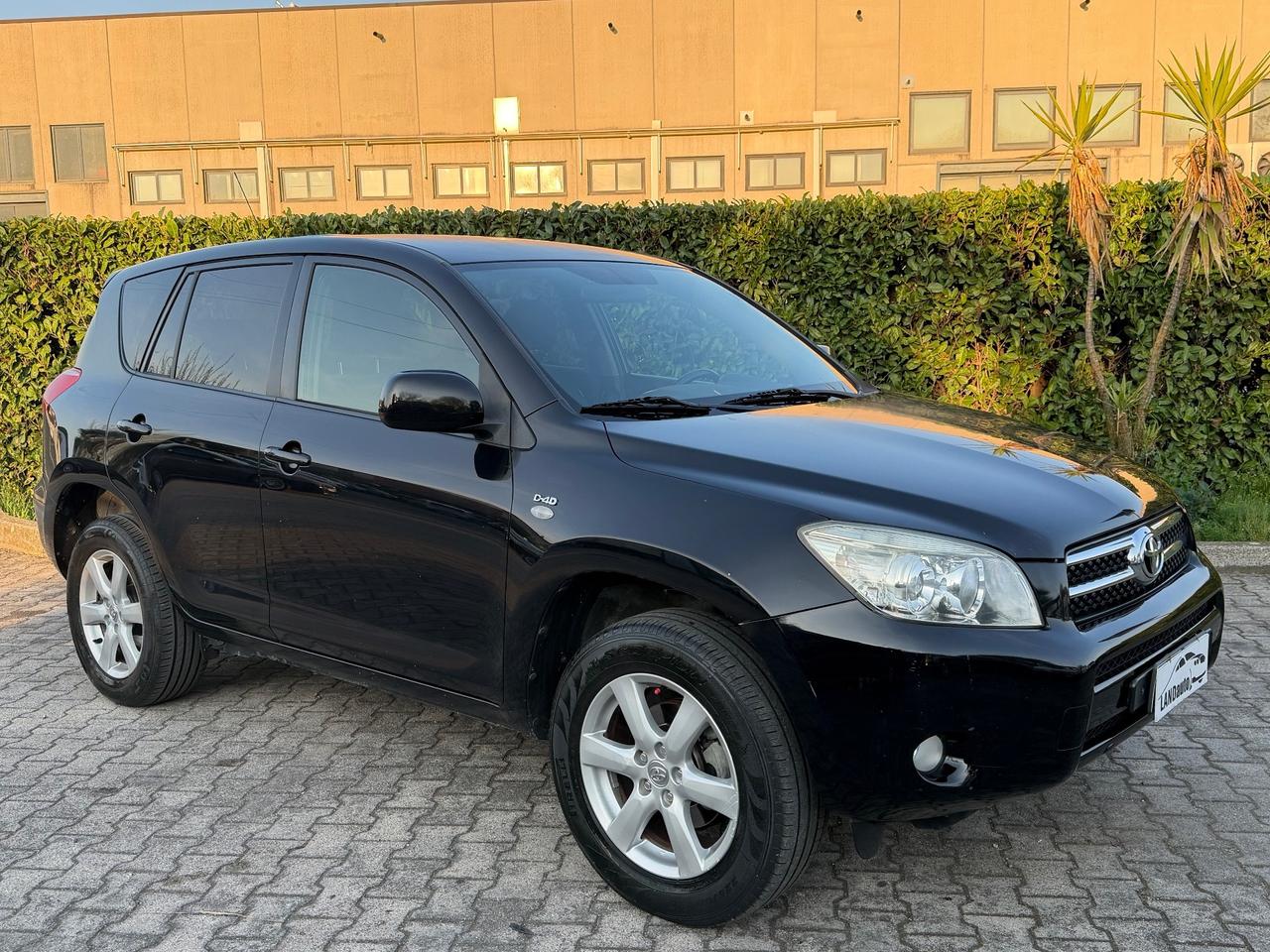 Toyota RAV 4 2.2 D-4D 136 CV 4x4 NEOPATENTATI