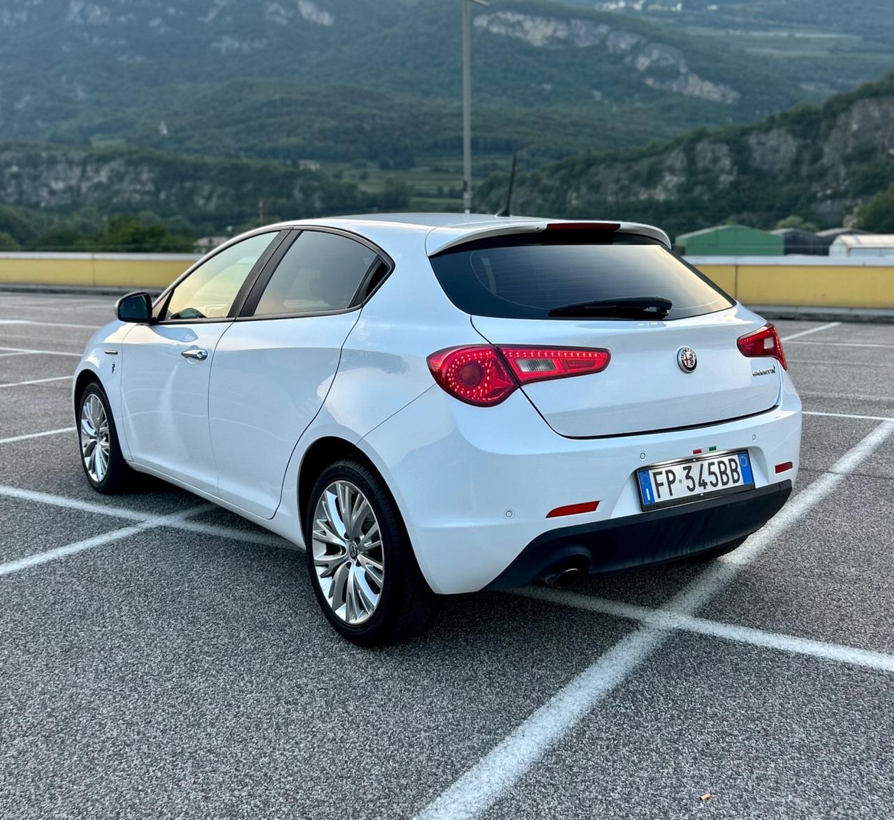 Alfa Romeo Giulietta JTDm Super 2018 Neopatentati