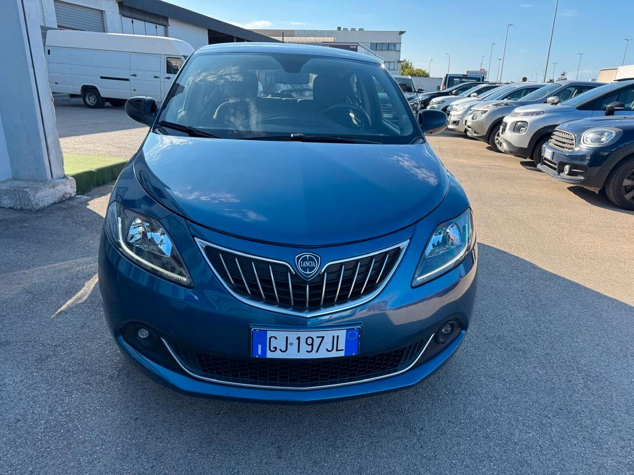Lancia Ypsilon 1.0 FireFly 5 porte S&S Hybrid Ecochic Gold