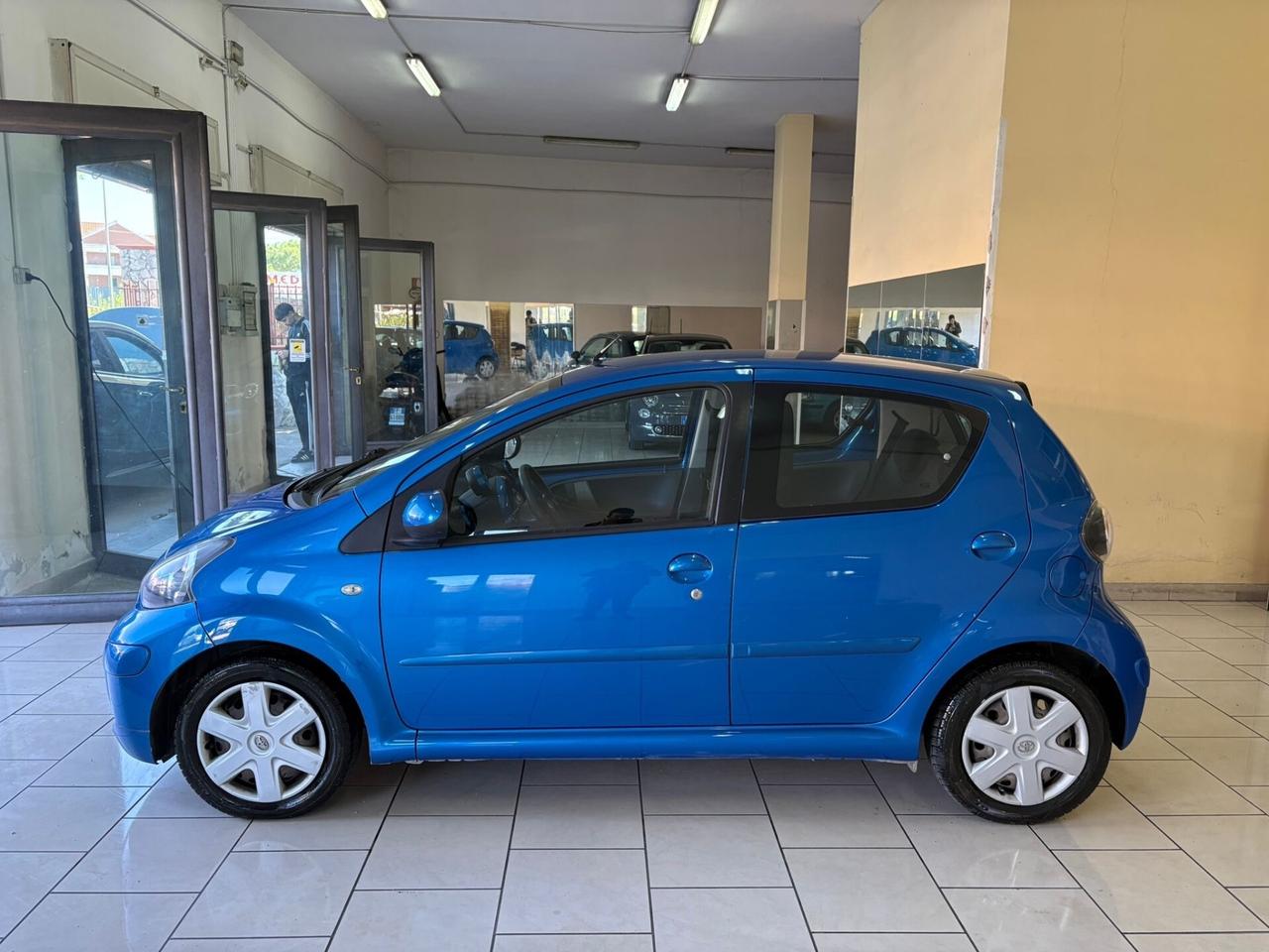Toyota Aygo 1000 5 porte Full Optional