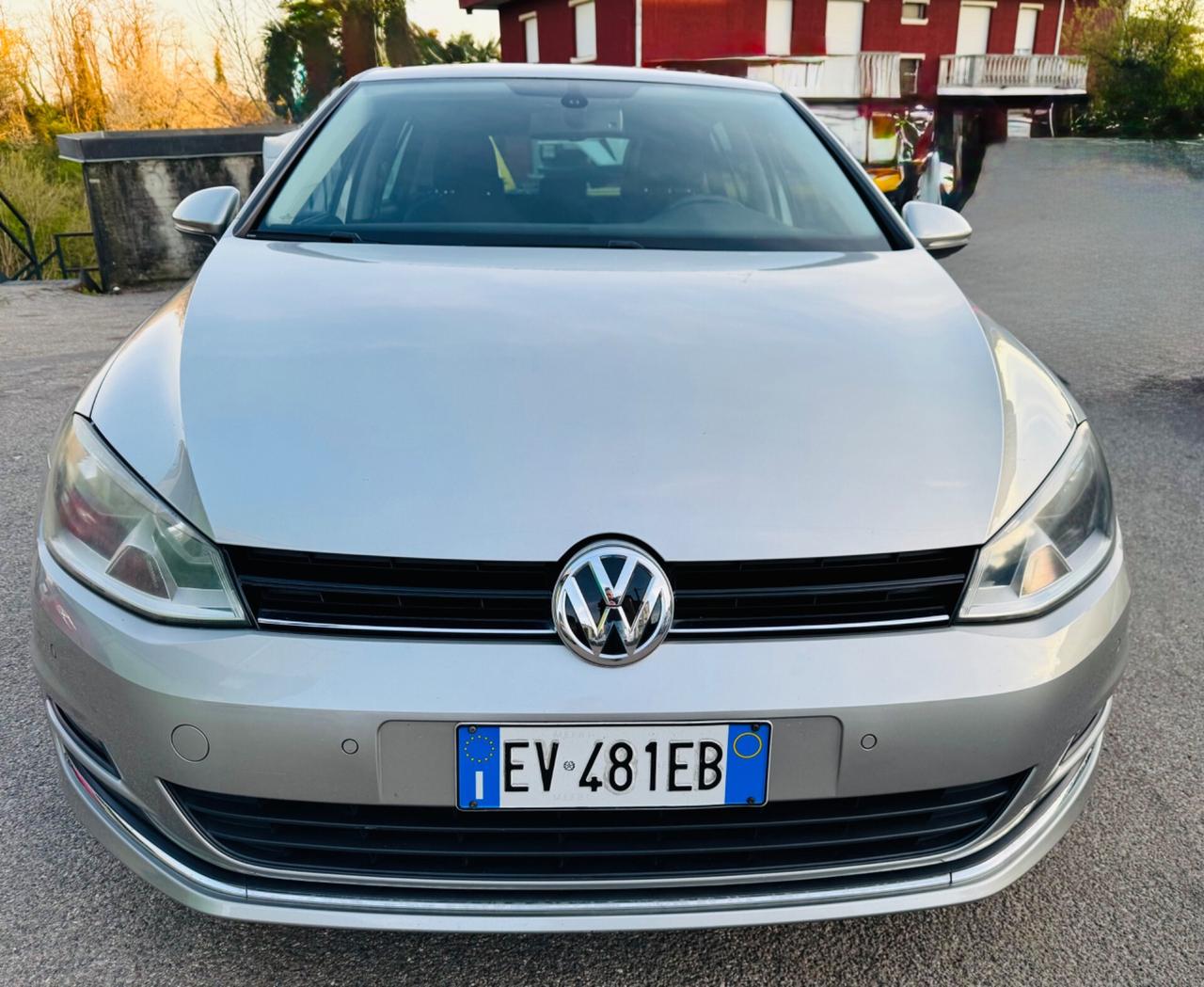 Volkswagen Golf 1.6 TDI 5p. Highline BlueMotion