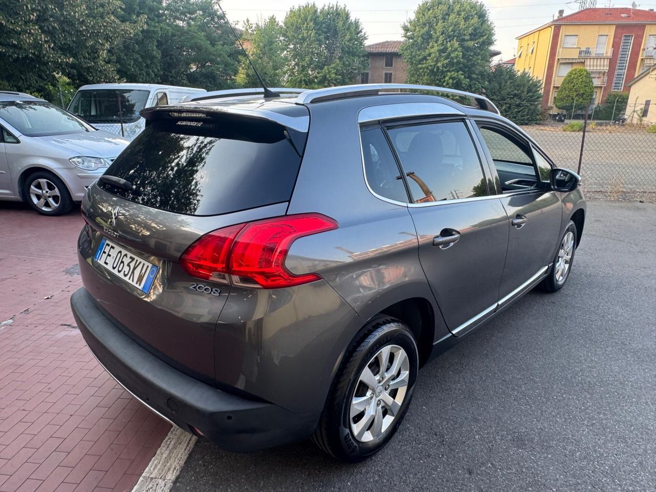 Peugeot 2008 Anno 2016 1.6 Diesel Crossway Euro6