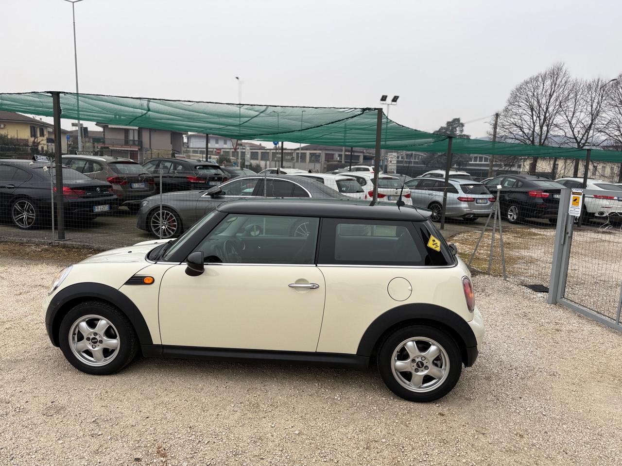 MINI One Mini III R56 2007 Hatchback 1.4