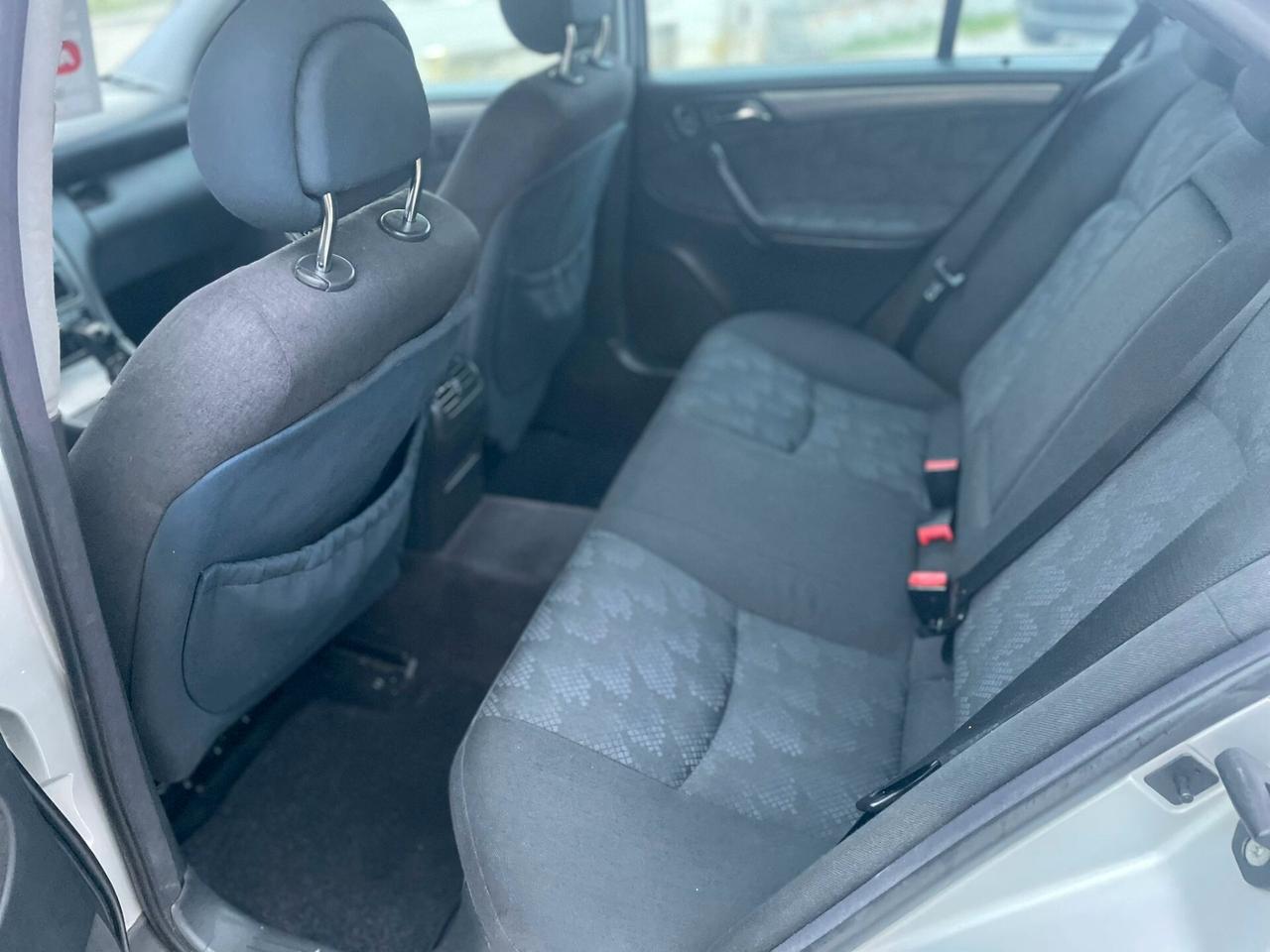 MERCEDES C200 2.0 GPL 2001