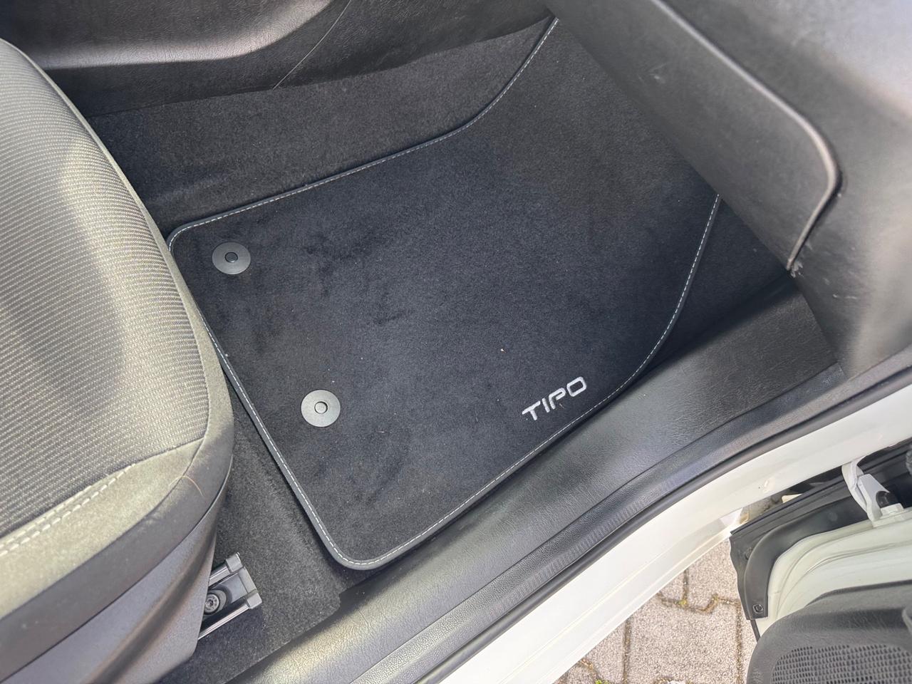 Fiat Tipo 1.4 5 porte Easy Euro 6b