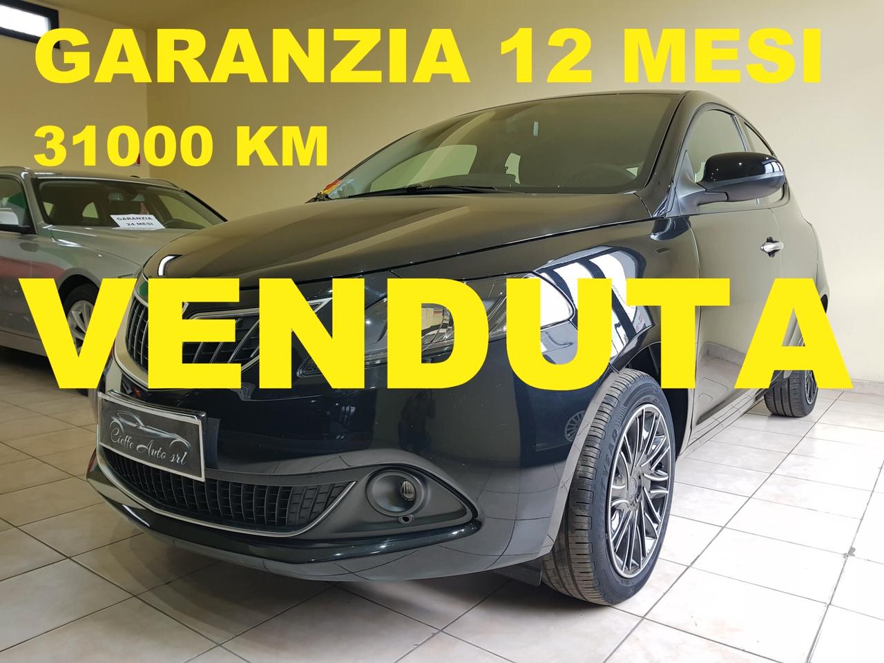 Lancia Ypsilon 1.0 FireFly 5 porte S&S Hybryd Gold