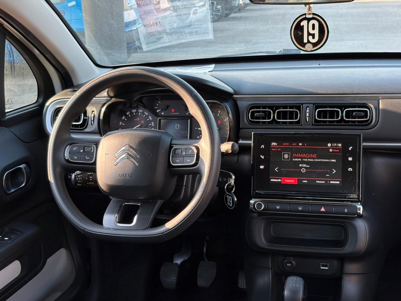 Citroen C3 PureTech 83 S&S C-Series