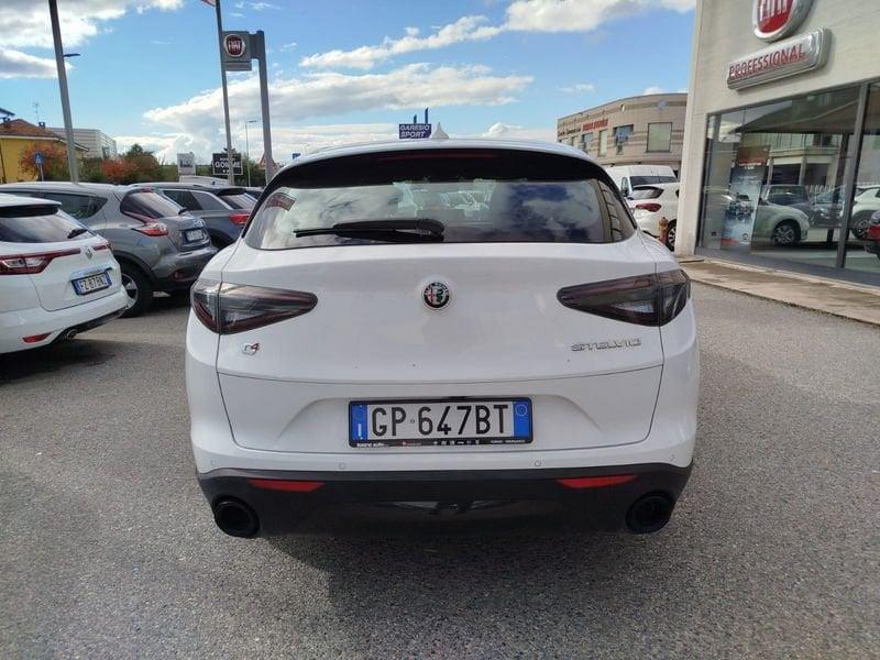 Alfa Romeo Stelvio 2.2 Turbodiesel 210 CV AT8 Q4 Sprint