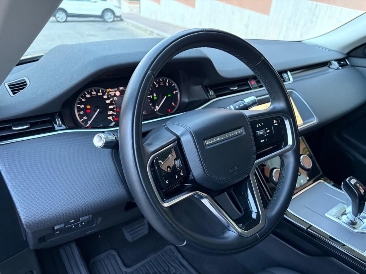 Land Rover Range Evoque 2.0D unico proprietario!!!