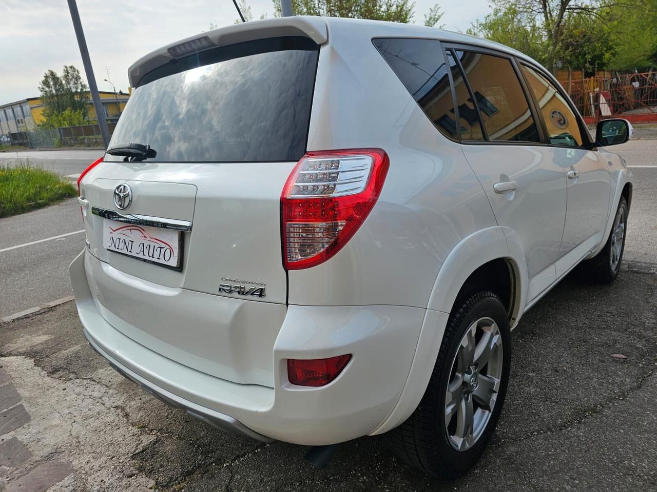 Toyota RAV4 Crossover 2.2 150cv D-Cat Executive*Pelle*Navi*Unipro*