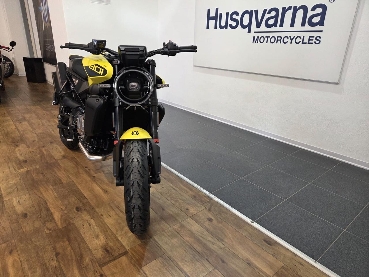 Husqvarna Vitpilen 801 L
