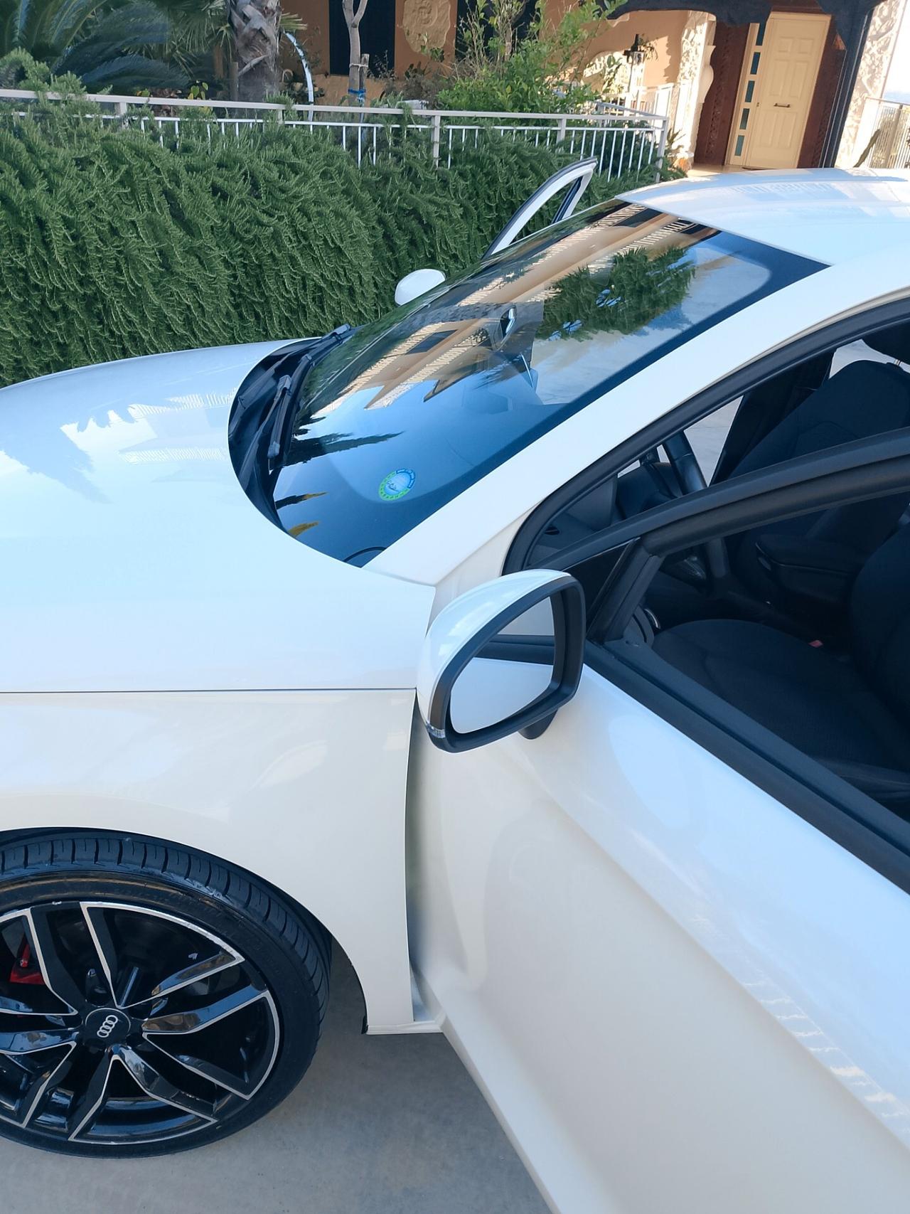 Audi A1 1.6 TDI S line edition