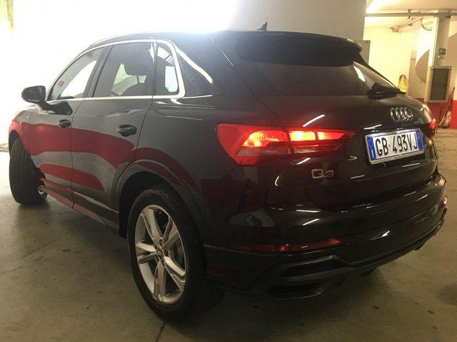 AUDI Q3 35 TDI S tronic S line edition