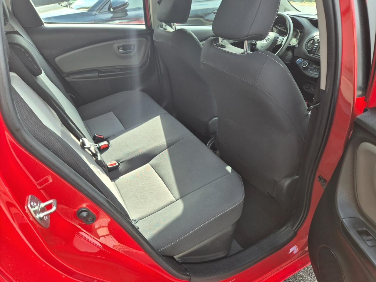 Toyota Yaris 1.5 Hybrid 5 porte Active