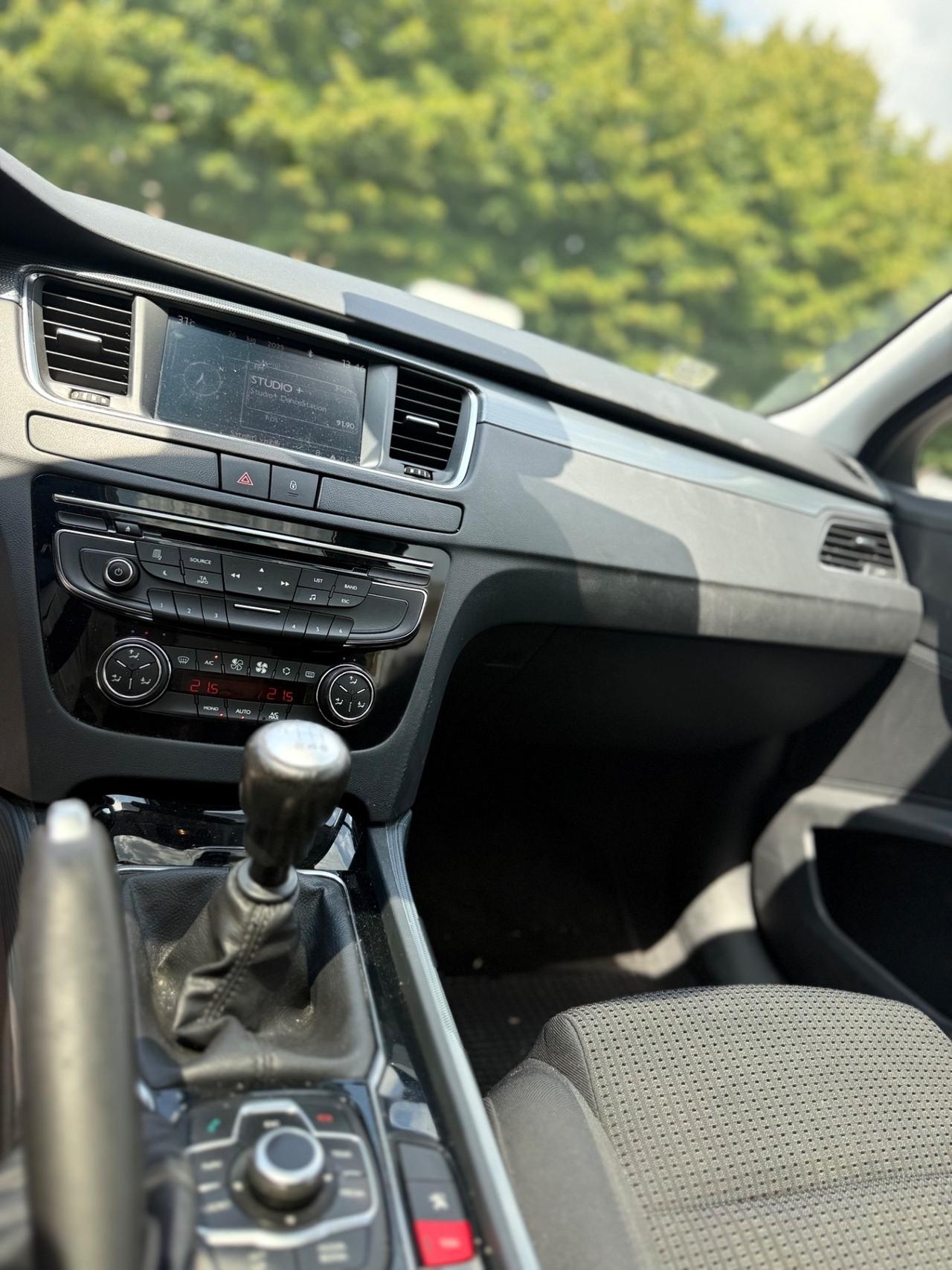 Peugeot 508 2.0 HDi 140CV SW Ciel Allure