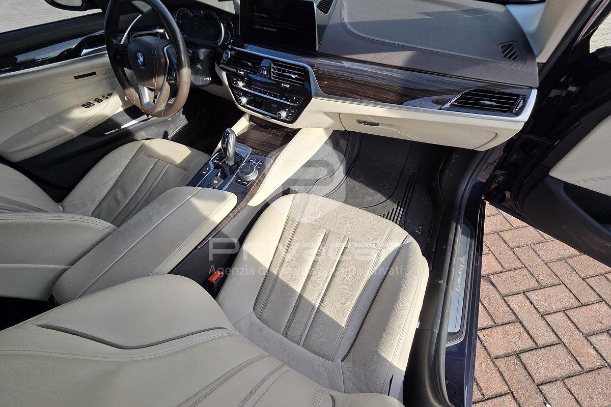 BMW 530d xDrive 249CV Touring Luxury