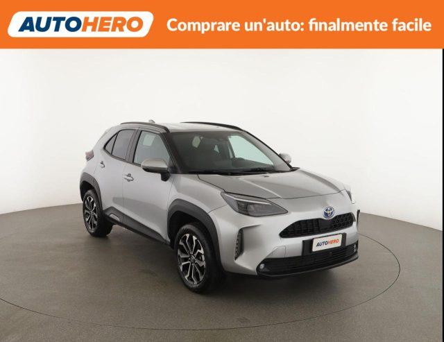 TOYOTA Yaris Cross 1.5 Hybrid 5p. E-CVT AWD-i Orange Edition