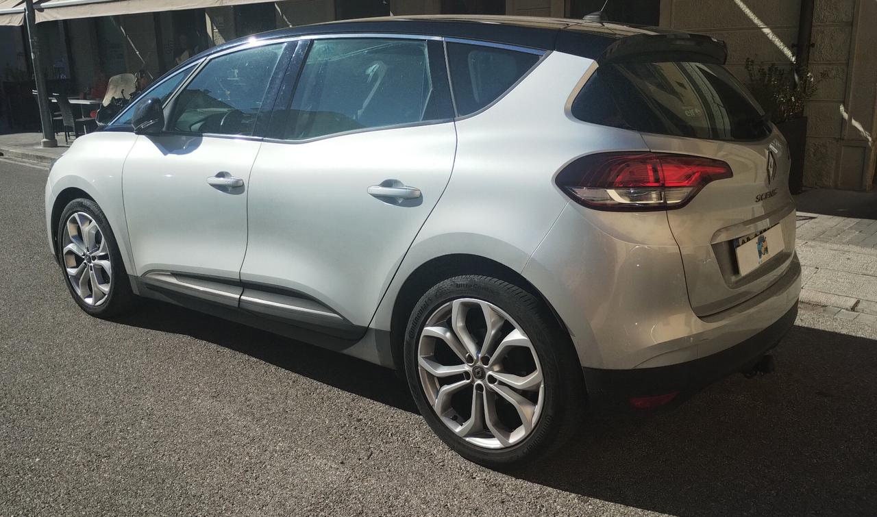 Renault Scenic Scénic Blue dCi 120 CV Sport Edition2
