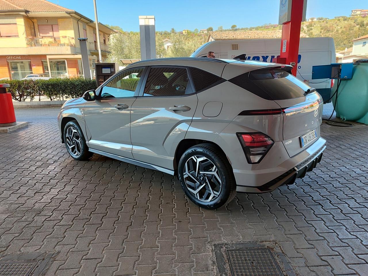 Hyundai Kona 1.0 N-Line Hybid 11/2023 solo 15.000km PROMO
