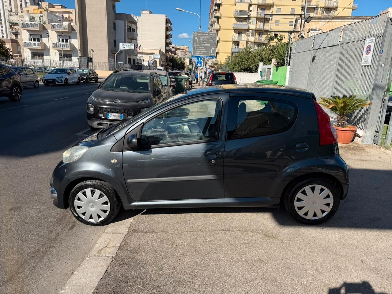 Peugeot 107 1.4 HDi 5p. Plaisir