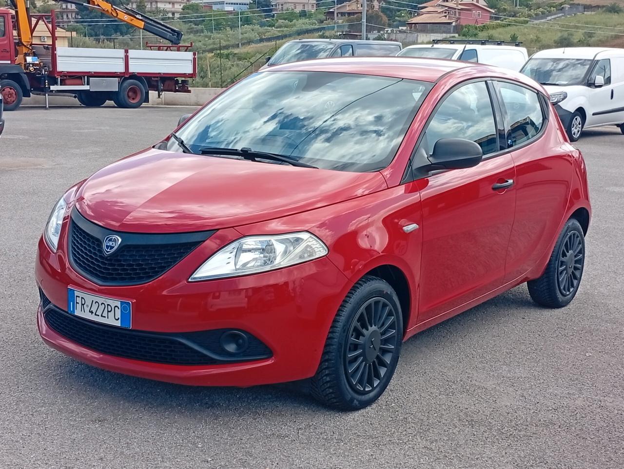 Lancia Ypsilon 1.2 69 CV 5 porte GPL Ecochic Gold