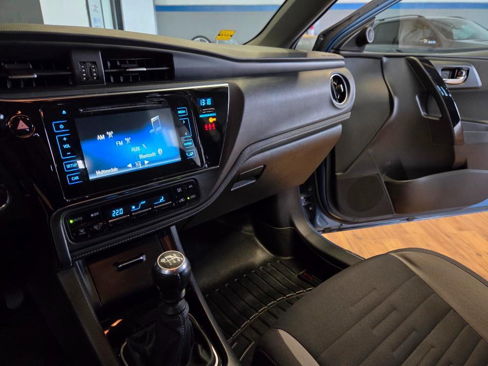 Toyota Auris 5 Porte Auris 1.6 d-4d Lounge