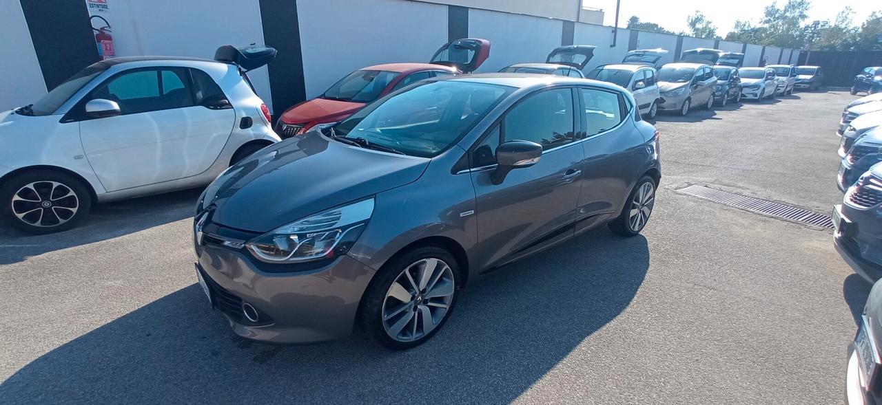 Renault Clio dCi Costume National