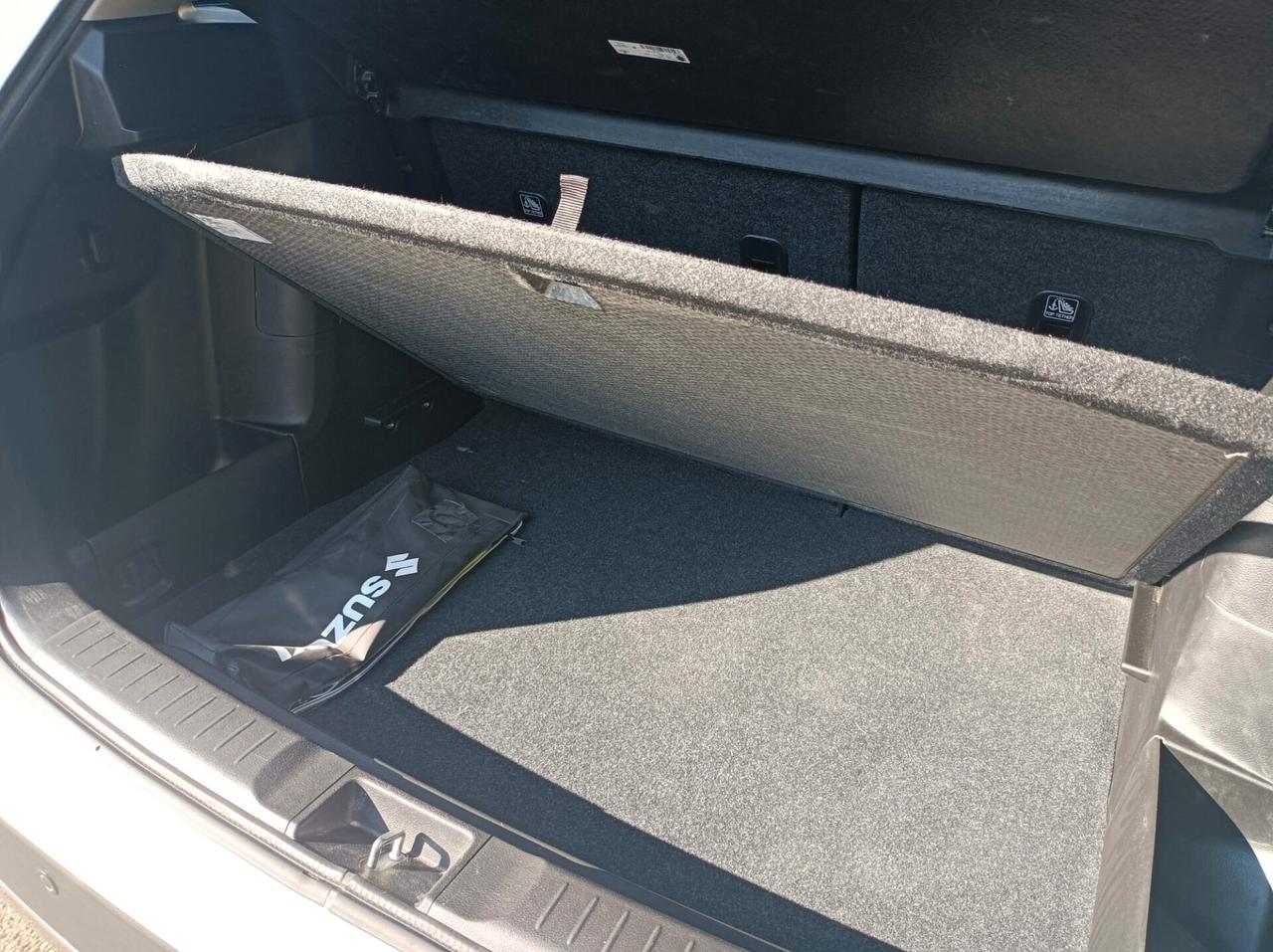 Suzuki Vitara 1.4 Hybrid Top