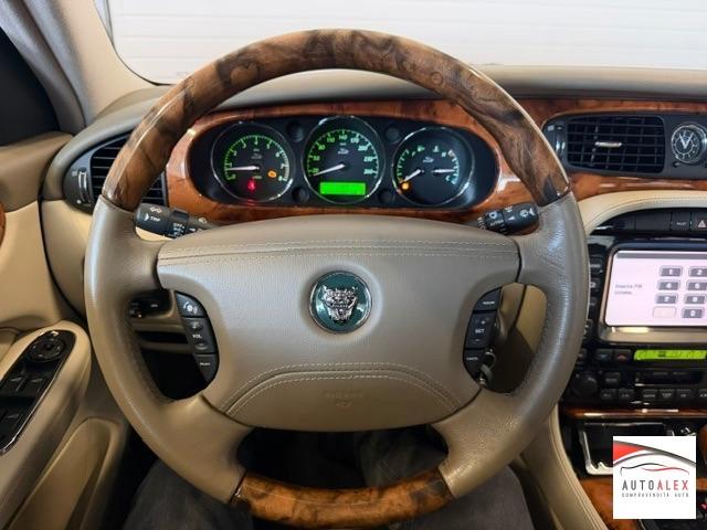 JAGUAR - XJ8 4.2 V8 298cv